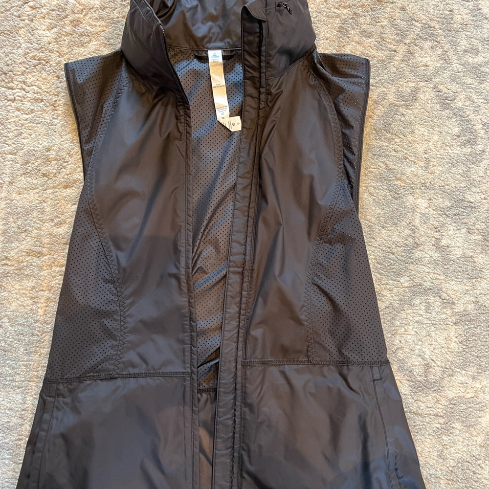 Lululemon Lightweight Mesh Running Vest